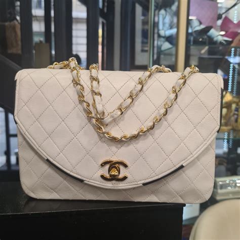 sac a main blanc chanel|sac a main chanel outlet.